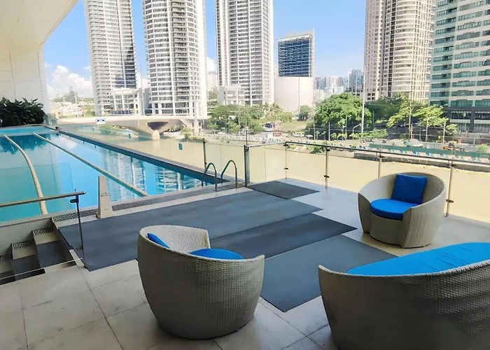 Aveline Cozy Skyline View Acqua Private Residences Near Rockwell Makati